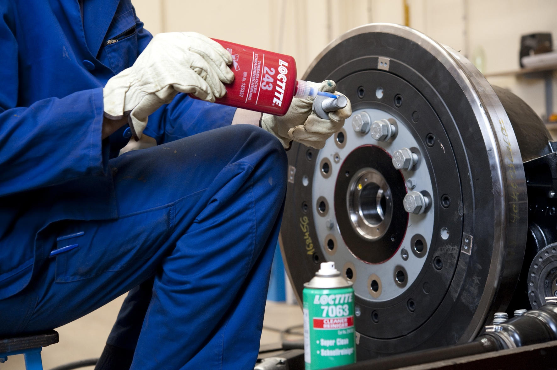 Preventing nut and bolt selfloosening Engineer Live
